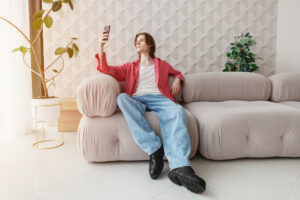 「外国人」は英語で？意味や使い方を例文付きで詳しく解説